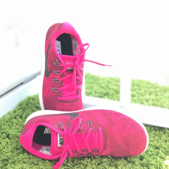 NWT NikeID Shield Free Run Print Pink WMNS - Picture 4 of 8